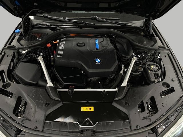 2023 BMW 530e 530e xDrive Plug-In Hybrid