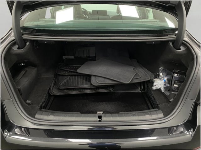 2023 BMW 530e 530e xDrive Plug-In Hybrid