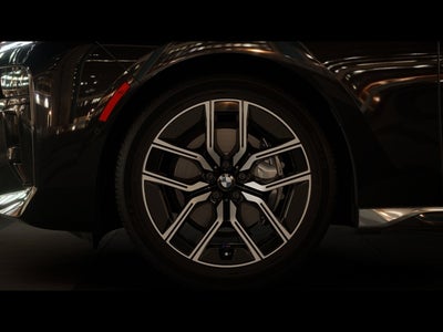 2025 BMW 740i 740i xDrive Sedan