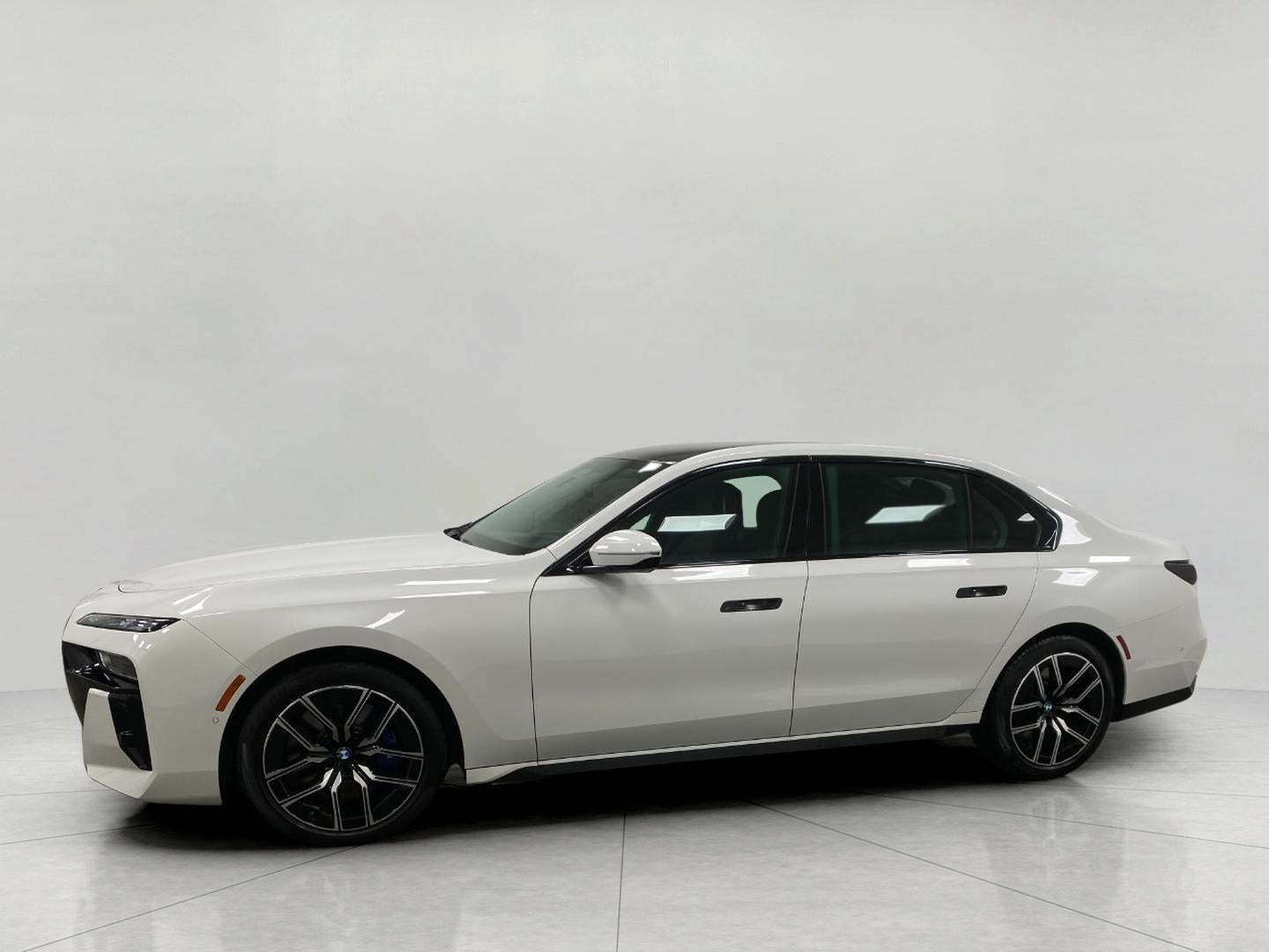 2025 BMW 760i 760i xDrive Sedan