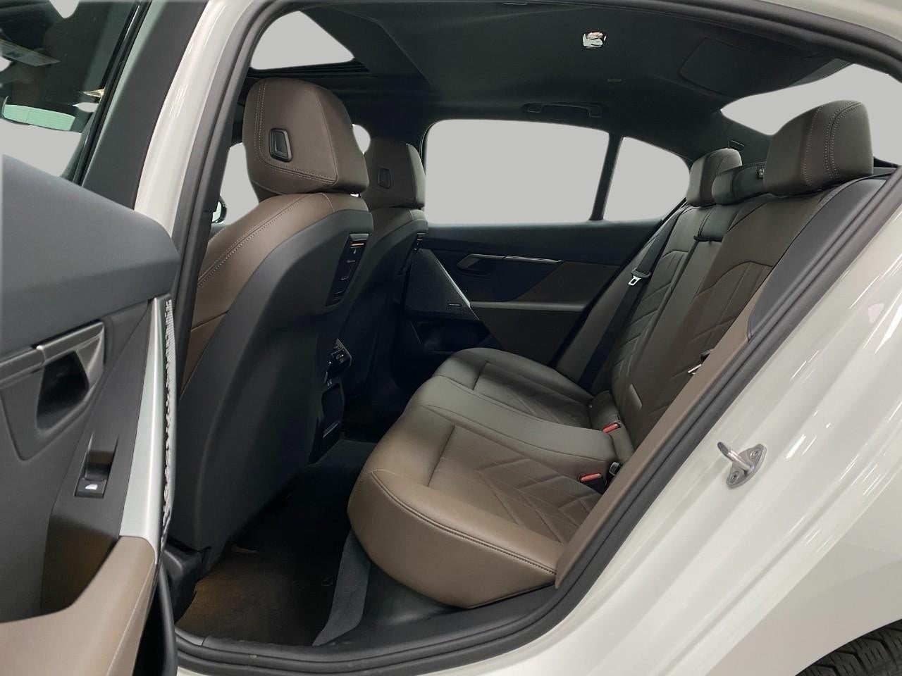 2024 BMW 530i xDrive 530i xDrive Sedan