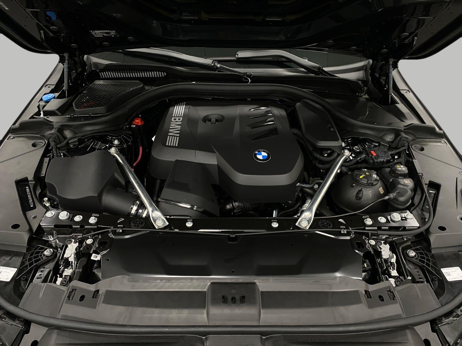 2027 BMW 530i 530i xDrive Sedan