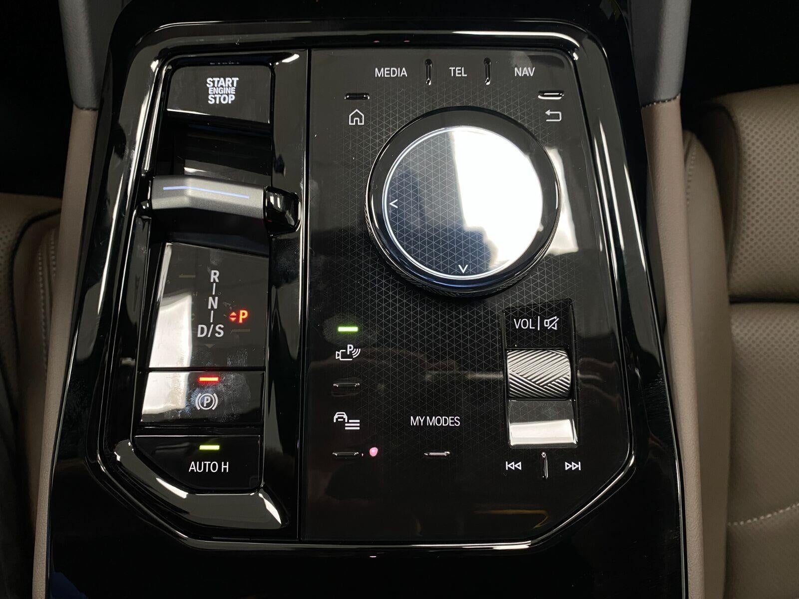2027 BMW 530i 530i xDrive Sedan