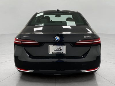2027 BMW 530i 530i xDrive Sedan