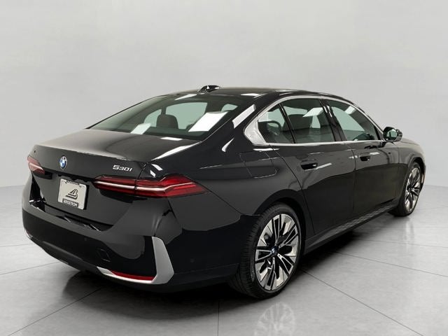 2026 BMW 530i 530i xDrive Sedan