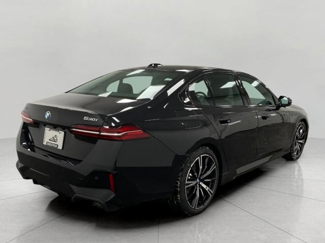 2026 BMW 530i 530i xDrive Sedan