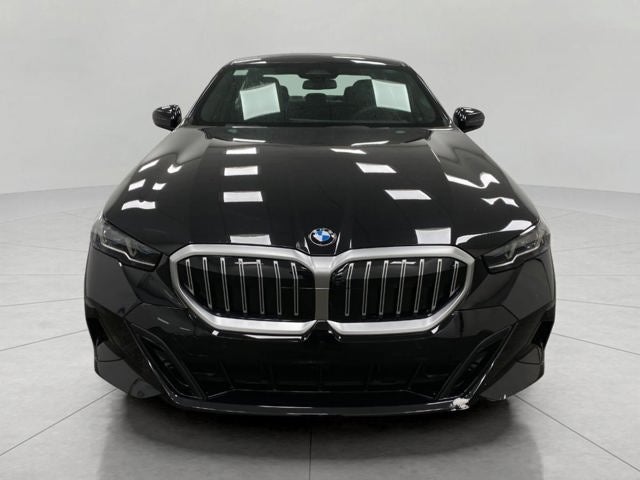 2026 BMW 530i 530i xDrive Sedan