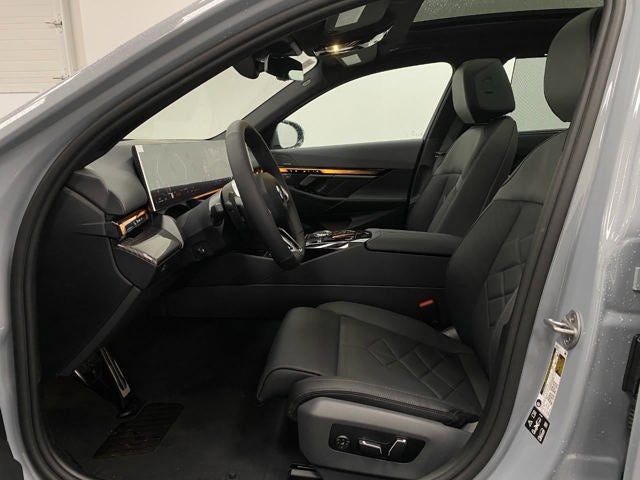 2026 BMW 540i 540i xDrive Sedan