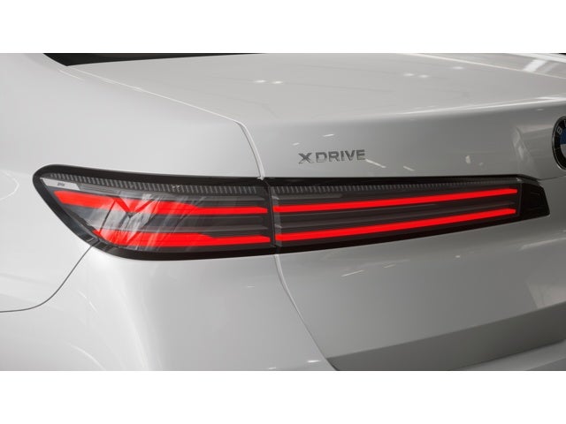 2027 BMW 740i 740i xDrive Sedan