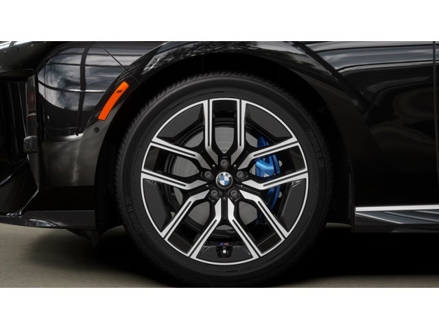 2027 BMW 740i 740i xDrive Sedan