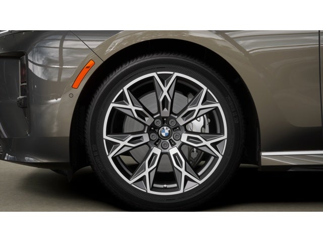 2027 BMW 740i 740i xDrive Sedan