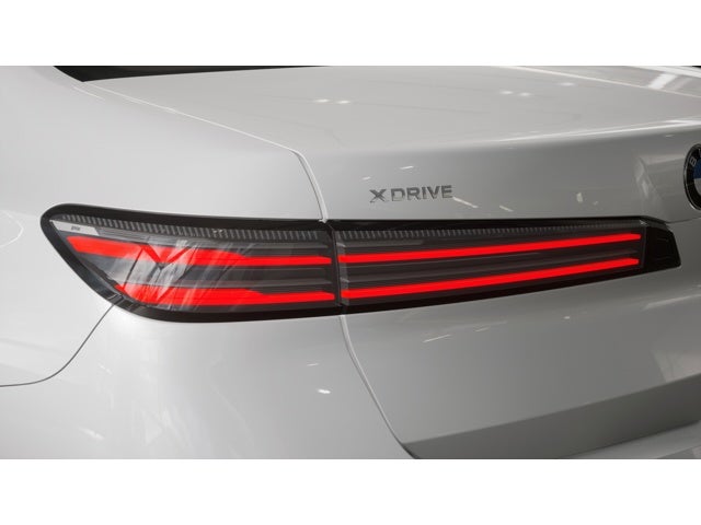 2027 BMW 740i 740i xDrive Sedan