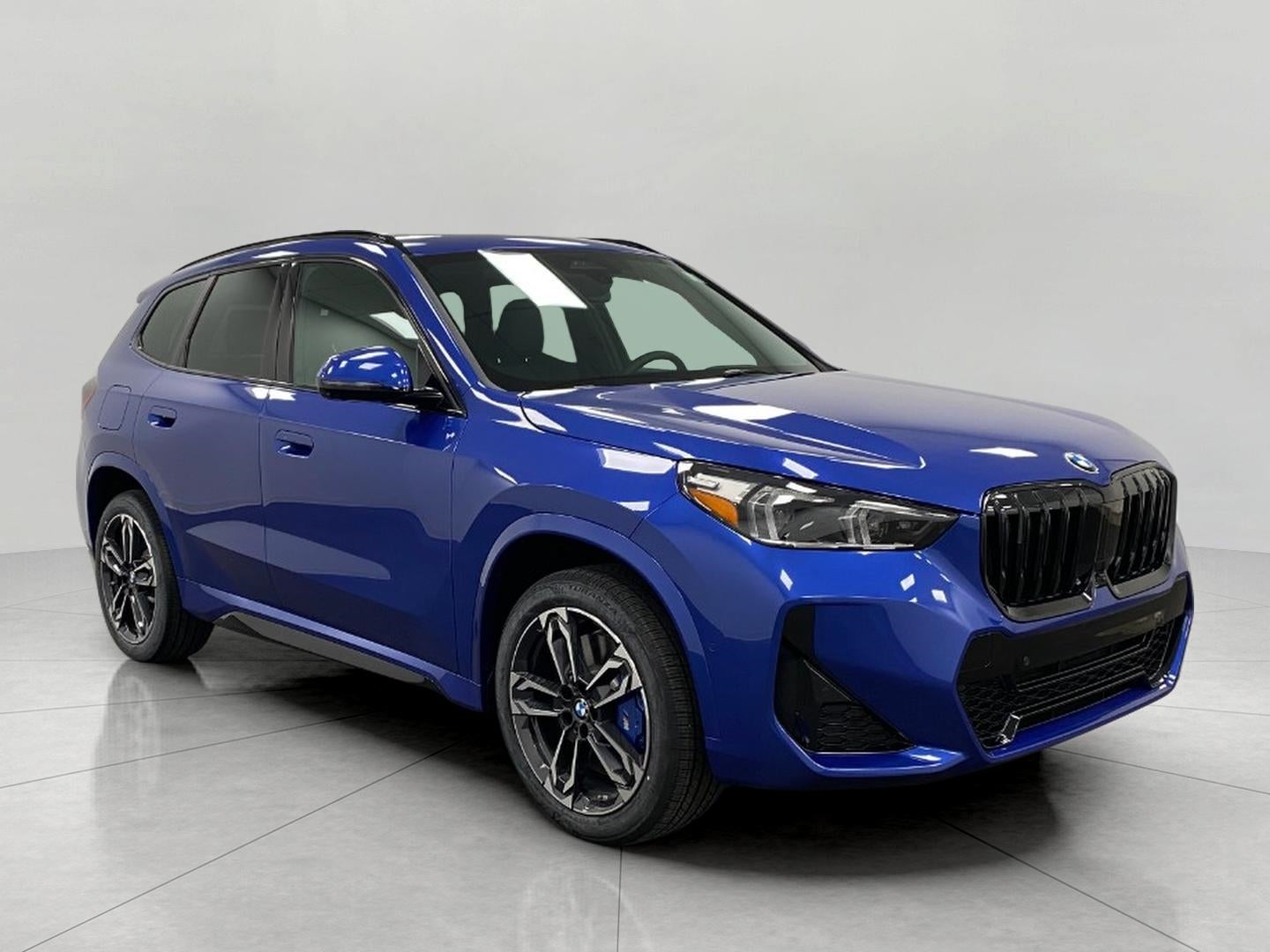 2026 BMW X1 xDrive28i's photo