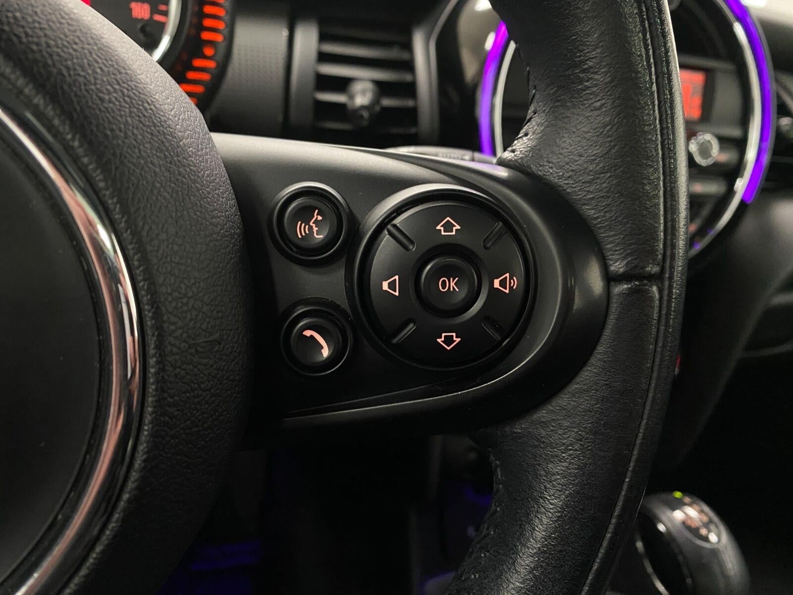 2015 MINI Cooper Hardtop 4 Door 4dr HB