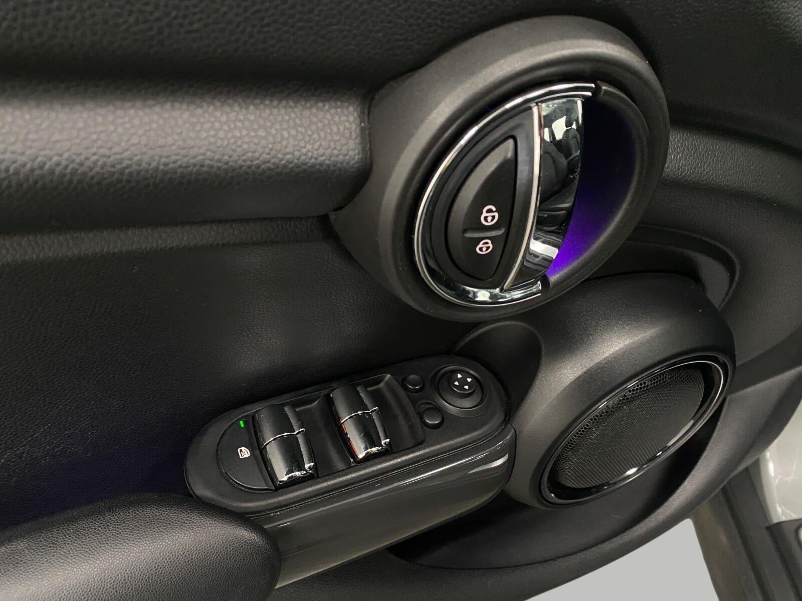 2015 MINI Cooper Hardtop 4 Door 4dr HB