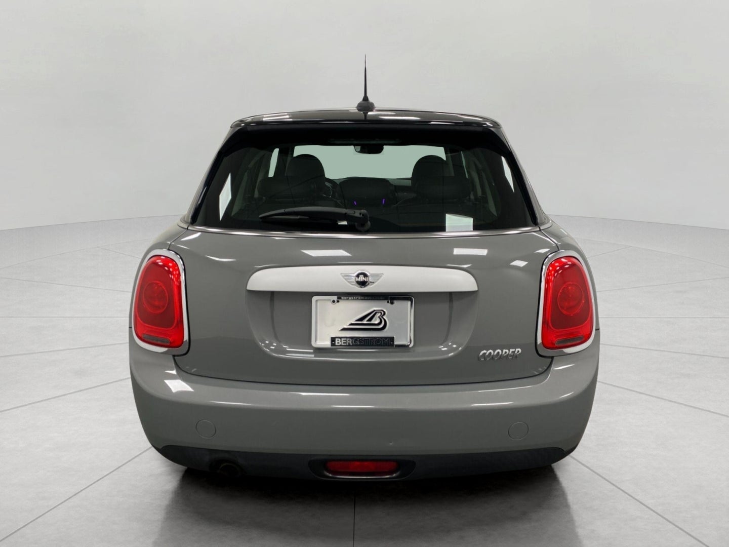 2015 MINI Cooper Hardtop 4 Door 4dr HB