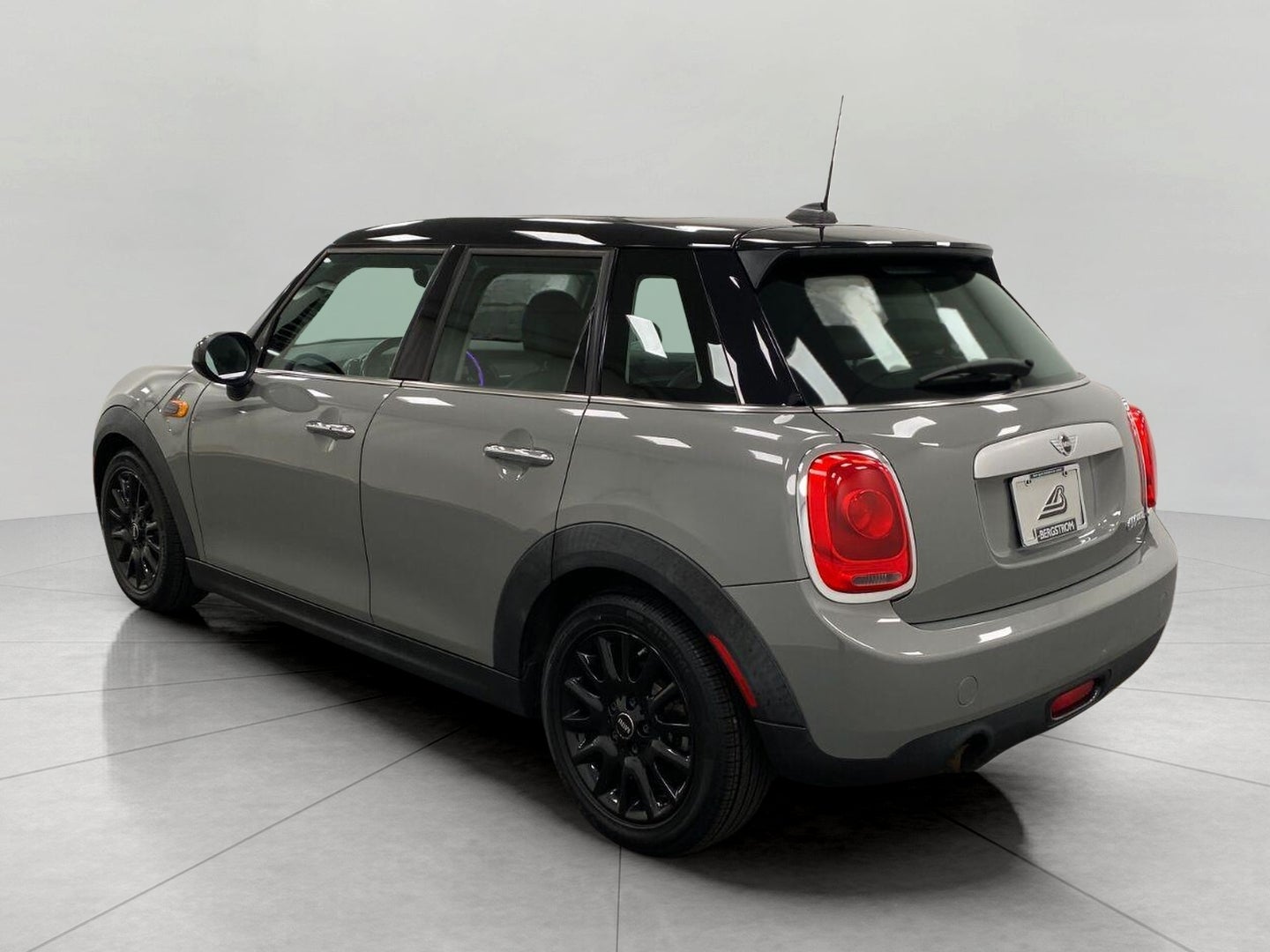 2015 MINI Cooper Hardtop 4 Door 4dr HB