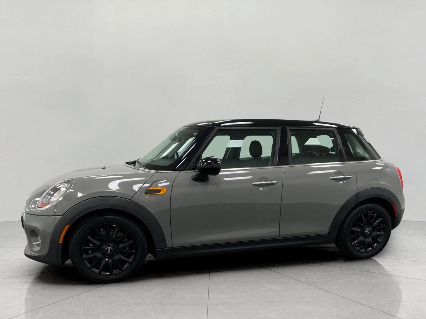 2015 MINI Cooper Hardtop 4 Door 4dr HB