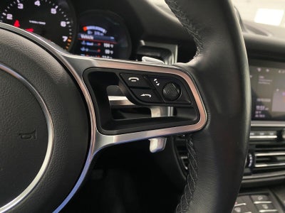 2021 Porsche Macan AWD