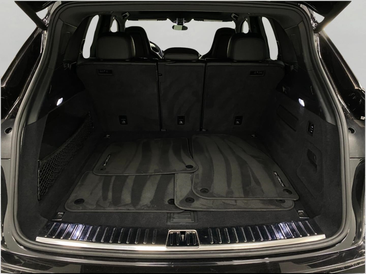 2020 Porsche Cayenne S