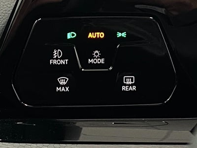 2024 Volkswagen Golf GTI 2.0T SE DSG