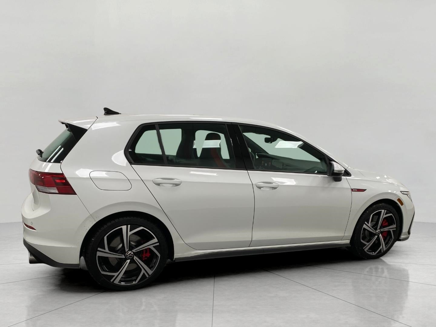 2024 Volkswagen Golf GTI 2.0T SE DSG