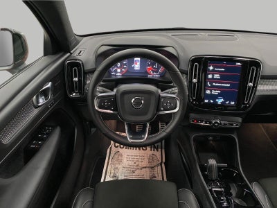 2021 Volvo XC40 T5 AWD R-Design