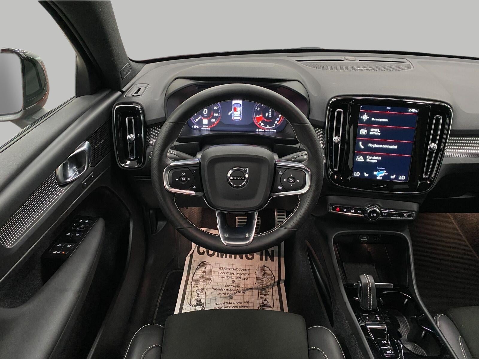 2021 Volvo XC40 T5 AWD R-Design
