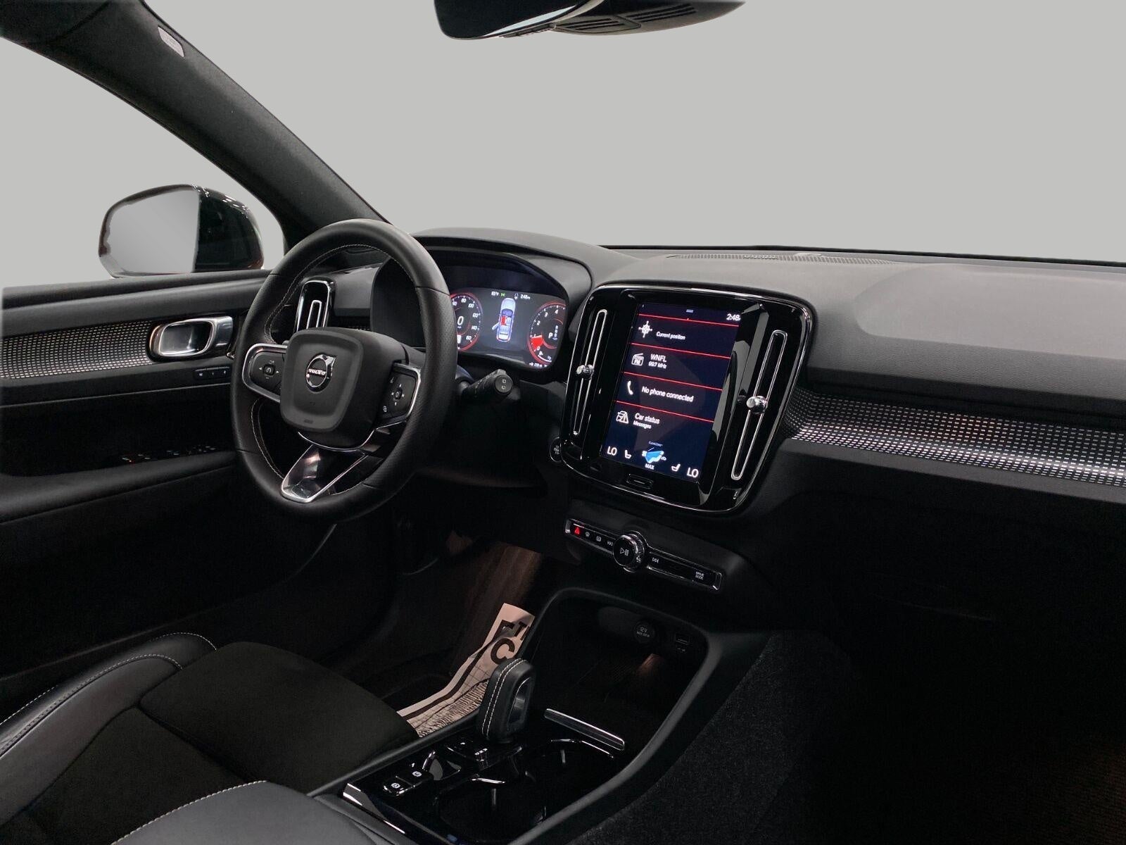 2021 Volvo XC40 T5 AWD R-Design