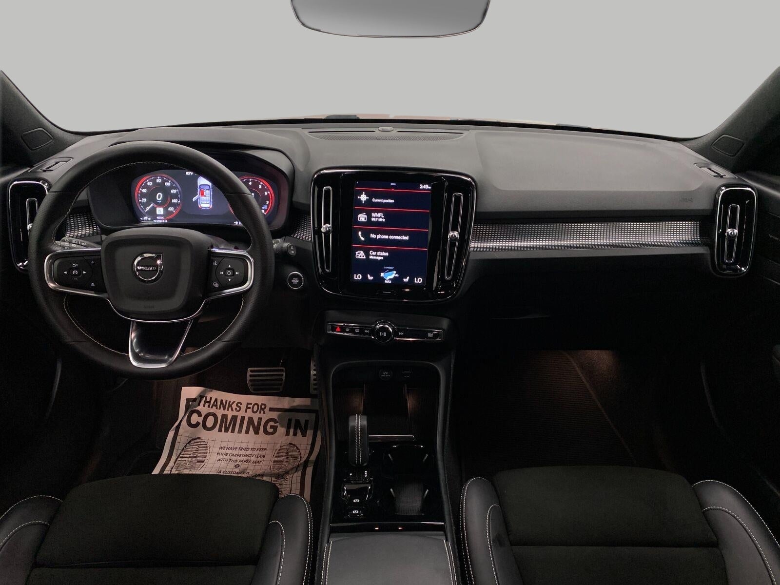 2021 Volvo XC40 T5 AWD R-Design