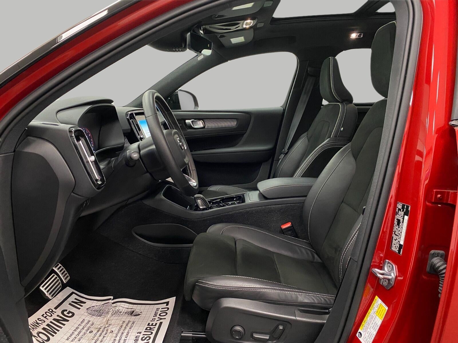 2021 Volvo XC40 T5 AWD R-Design