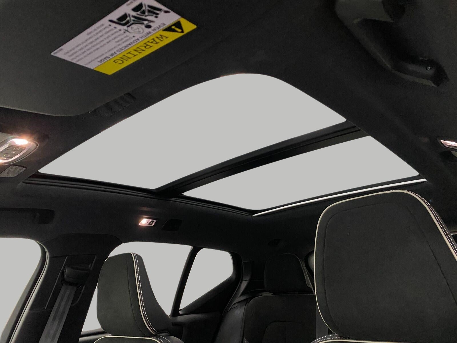2021 Volvo XC40 T5 AWD R-Design