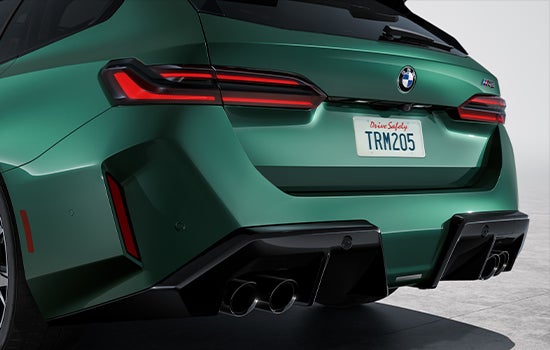 Engine view of the BMW M5 Touring. | Enterprise BMW in Appleton WI